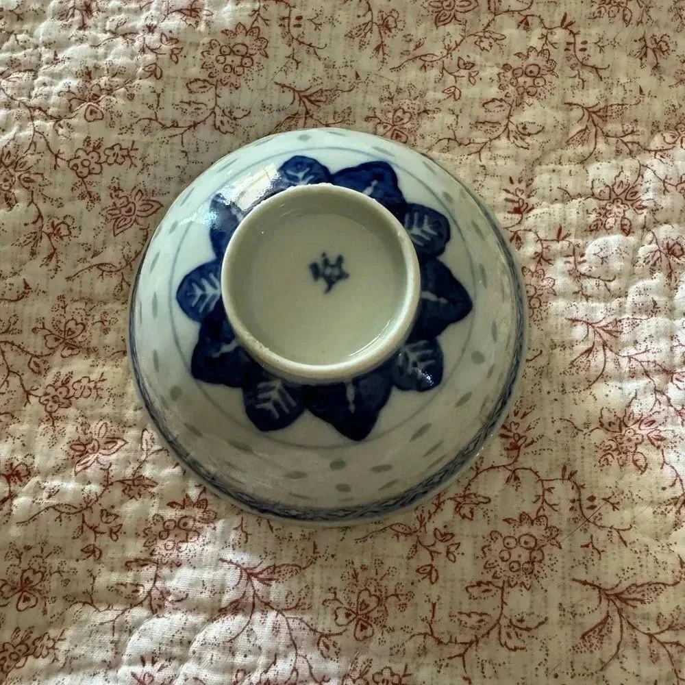 Chinese hand painted porcelain rice eye grain bowl marked Vintage/Rare minature